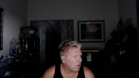 Steele and Cassie online show from September 28, 2025, 2:06 am