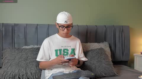 Kade and Demi online show from January 7, 2026, 12:13 am