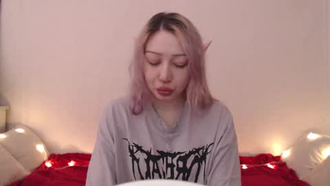 Emily online show from February 1, 2026, 9:02 pm