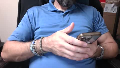 HcoreMike online show from October 31, 2025, 1:23 pm