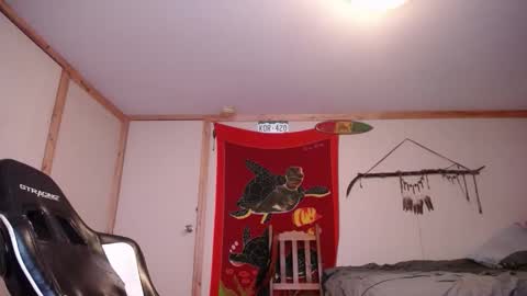 Snapshot of harddick19966 chatting on February 8, 2026, 8:12 pm Austin online show from February 8, 2026, 8:12 pm