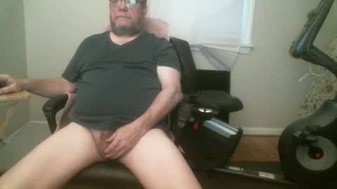 Mik online show from February 4, 2026, 12:11 pm