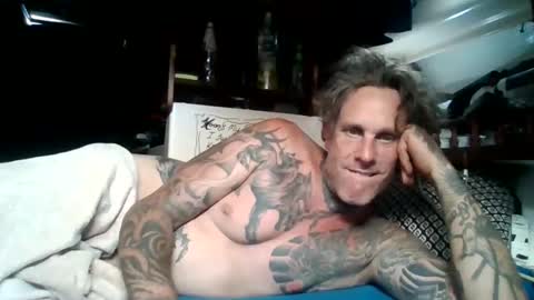 Snapshot of hardnthick791 chatting on January 11, 2026, 1:32 am hardnthick online show from January 11, 2026, 1:32 am