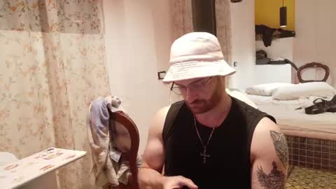 Snapshot of hardswtch chatting on July 16, 2026, 8:53 am Tom online show from July 16, 2026, 8:53 am