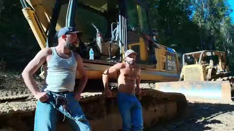 hardworkertn online show from September 29, 2025, 4:23 pm