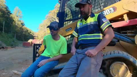 hardworkertn online show from October 15, 2025, 10:21 pm