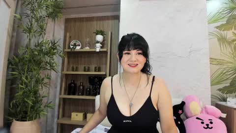 Harimoon online show from November 10, 2025, 3:27 am