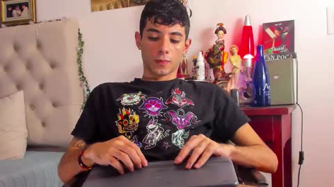 Snapshot of harley_fairy chatting on February 12, 2025, 7:13 am Harley online show from February 12, 2025, 7:13 am