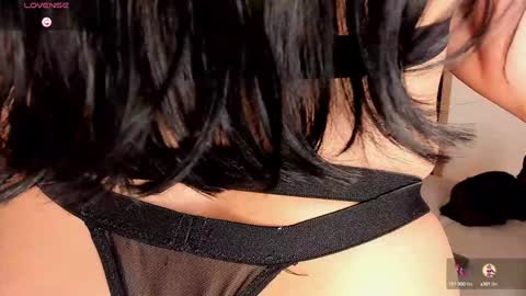 Snapshot of harley_sweett chatting on December 6, 2024, 1:18 am online show from December 6, 2024, 1:18 am