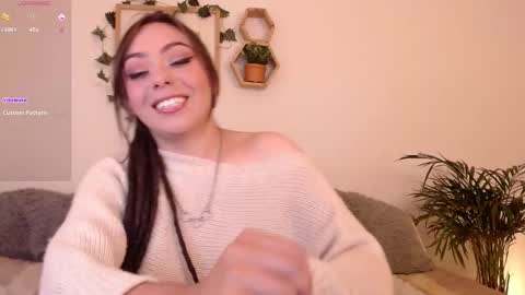 Snapshot of harmonyy01 chatting on December 23, 2024, 4:33 am Harmony Please help me to reach 100 thumbs up online show from December 23, 2024, 4:33 am