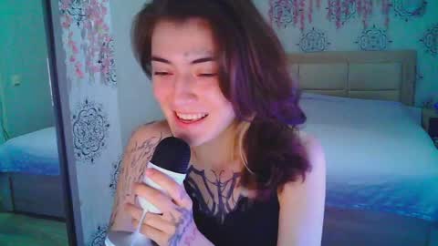 Harris Lola online show from May 24, 2026, 4:12 pm