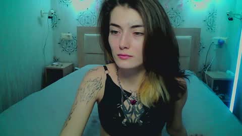 Harris Lola online show from May 30, 2026, 3:42 pm