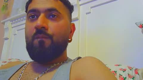 harry11009 online show from February 9, 2026, 11:42 pm