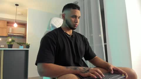 Harry Zandes online show from December 31, 2024, 4:16 am