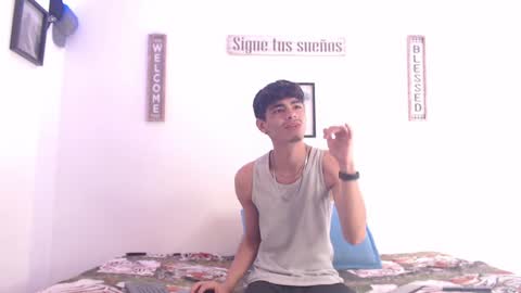 Snapshot of harrythomson1 chatting on January 14, 2025, 1:49 pm harry thomson online show from January 14, 2025, 1:49 pm