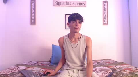 Snapshot of harrythomson1 chatting on January 19, 2025, 7:04 am harry thomson online show from January 19, 2025, 7:04 am