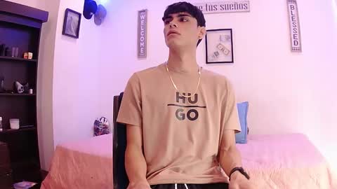 Snapshot of harrythomson1 chatting on September 11, 2025, 6:19 pm harry thomson online show from September 11, 2025, 6:19 pm