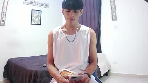 harry thomson online show from November 13, 2025, 6:51 pm