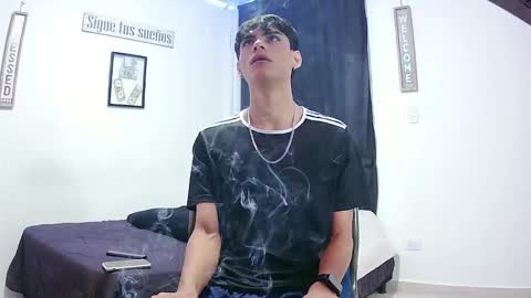 harry thomson online show from December 14, 2025, 11:53 pm