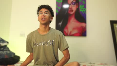 HARRY online show from December 17, 2024, 1:27 pm