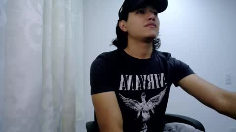 Snapshot of haru_boi chatting on February 20, 2025, 3:56 am Haru online show from February 20, 2025, 3:56 am