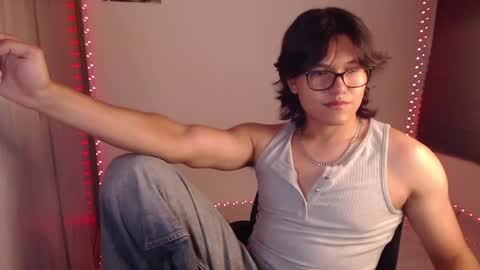Snapshot of haru_boi chatting on May 23, 2026, 5:12 am Haru online show from May 23, 2026, 5:12 am