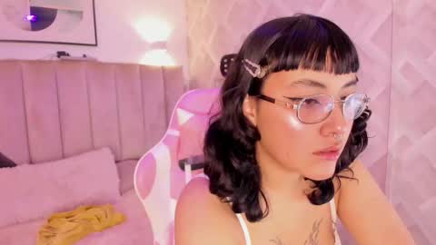 Haru Bonny online show from February 26, 2026, 8:19 pm