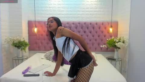 Snapshot of hary_collins chatting on December 14, 2024, 7:14 pm Hary online show from December 14, 2024, 7:14 pm