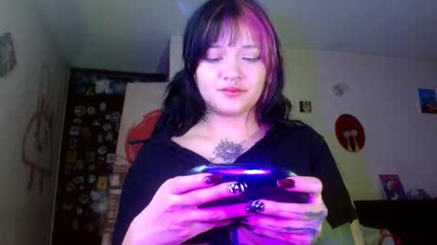 Snapshot of harypeath_ chatting on April 27, 2026, 3:04 am Im Emily and I could be the love of your life online show from April 27, 2026, 3:04 am