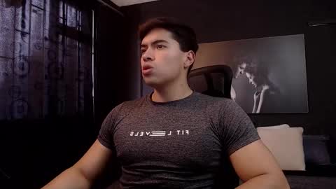 Snapshot of hat_guy01 chatting on February 16, 2026, 9:44 pm hat_guy01 online show from February 16, 2026, 9:44 pm