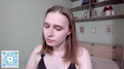 Mia online show from April 8, 2026, 8:03 am