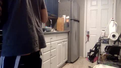 Snapshot of havingfun103 chatting on February 8, 2025, 6:33 pm havingfun103 online show from February 8, 2025, 6:33 pm