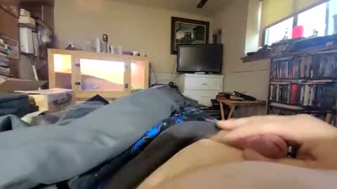 hawkfan1888 online show from October 17, 2025, 3:47 pm