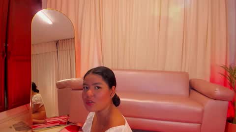 Hayami  online show from February 24, 2026, 12:25 pm