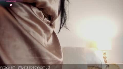 Hayat online show from February 17, 2026, 9:54 pm