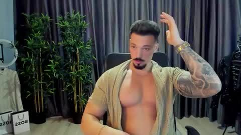 HaydenSpears online show from November 1, 2025, 7:43 am