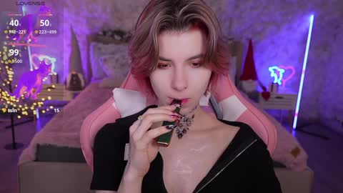 Snapshot of haylaamber chatting on December 17, 2024, 10:23 am haylaamber online show from December 17, 2024, 10:23 am