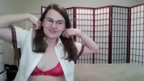 Hazel Blues  online show from July 8, 2026, 4:22 pm