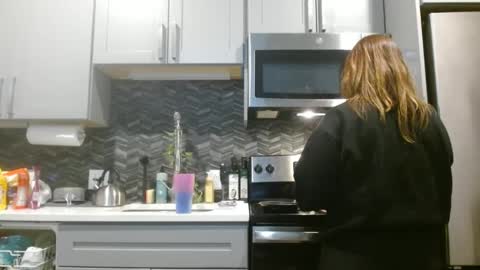 Hazel online show from February 26, 2025, 12:49 am