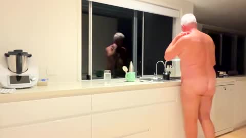 h babe online show from January 23, 2025, 6:35 pm