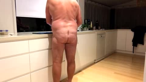 h babe online show from September 16, 2025, 6:31 pm