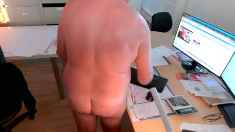 h babe online show from September 24, 2025, 7:23 am