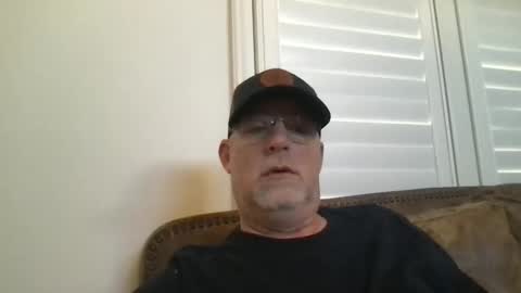 Hdeuce22 online show from February 2, 2026, 6:39 pm