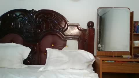 Snapshot of heart_star chatting on September 18, 2025, 10:06 am heart_star online show from September 18, 2025, 10:06 am