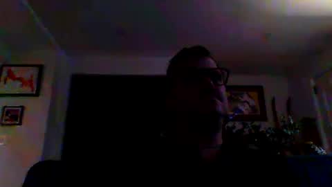 Snapshot of heartofadog604 chatting on January 4, 2025, 11:27 pm MT online show from January 4, 2025, 11:27 pm