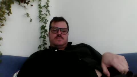 Snapshot of heartofadog604 chatting on January 15, 2025, 1:45 am MT online show from January 15, 2025, 1:45 am