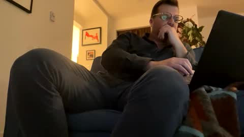 Snapshot of heartofadog604 chatting on October 29, 2025, 12:35 am MT online show from October 29, 2025, 12:35 am