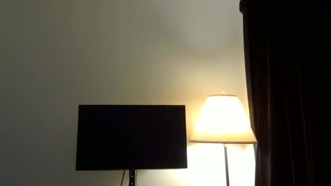 Snapshot of heatwavee chatting on April 20, 2026, 4:32 pm heatwavee online show from April 20, 2026, 4:32 pm