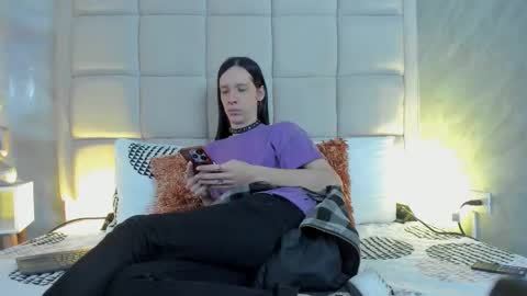 Keira Hecate online show from February 16, 2026, 7:43 pm