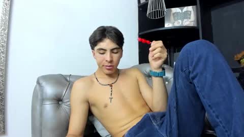 heellboy_ online show from October 29, 2025, 8:21 pm